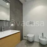 Affitto 4 camera appartamento di 117 m² in Latina