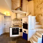 Rent 5 bedroom house of 300 m² in Ragusa