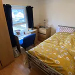 Rent 5 bedroom house in Swansea