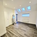 Rent 3 bedroom flat in Willesden Green