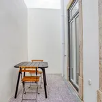 Rent 2 bedroom apartment of 41 m² in Lisbon