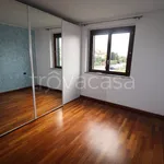 Affitto 3 camera appartamento di 82 m² in Albiate