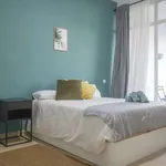 Rent a room of 300 m² in Madrid