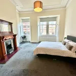 Rent 4 bedroom apartment in Glasgow