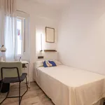 Rent a room of 103 m² in valencia