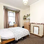 Rent 6 bedroom flat in West Midlands