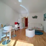 Rent 1 bedroom apartment of 23 m² in Paris