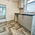 Rent 3 bedroom flat in Wales