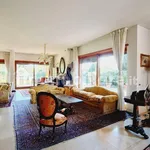 Rent 5 bedroom house of 700 m² in Rome