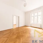 Pronajměte si 3 ložnic/e byt o rozloze 102 m² v Praha