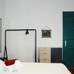 Rent a room of 190 m² in Lisbon