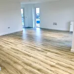 Rent 2 bedroom flat in Belfast