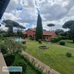 Rent 5 bedroom house of 300 m² in Rome