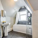 Rent 4 bedroom house in Leeds