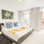 Rent 2 bedroom apartment of 65 m² in lisbon