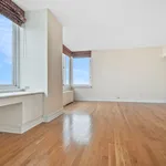 Rent 3 bedroom apartment in New York