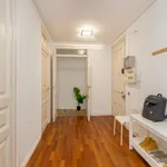 Rent 7 bedroom apartment in Barcelona