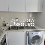 Rent 1 bedroom apartment of 59 m² in Lisboa