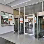 Rent 1 bedroom apartment in Johannesburg