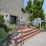 Rent 2 bedroom apartment of 111 m² in redondo beach