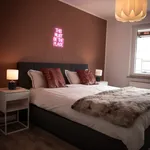 Rent 1 bedroom apartment of 72 m² in Brunswick