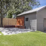 Rent 4 bedroom house of 528 m² in Wendouree