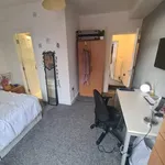 Rent 5 bedroom house in Leeds