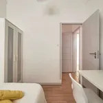 Rent a room in lisbon