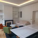 Appartement de 63 m² avec 1 chambre(s) en location à Bordeaux