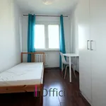 Rent 4 bedroom apartment of 65 m² in Warszawa