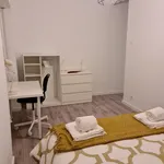 Rent 4 bedroom apartment in Lisbon