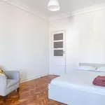 Rent a room in lisbon