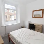 Rent 4 bedroom flat in Wales