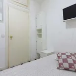 Rent a room of 110 m² in madrid