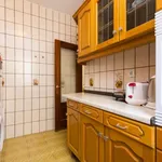 Rent a room of 120 m² in madrid