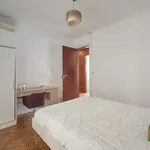 Rent a room in lisbon