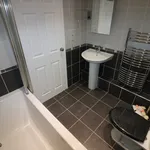 Rent 2 bedroom house in Hull