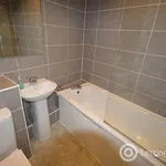 Rent 2 bedroom flat in Dundee