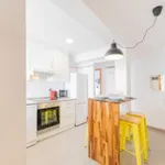 Rent 4 bedroom apartment in Valencia