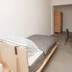 Miete 4 Schlafzimmer wohnung in Berlin