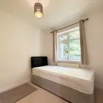 Rent 2 bedroom flat in Harborough