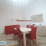 Affitto 4 camera appartamento di 151 m² in Palermo