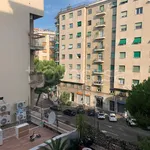 Affitto 4 camera appartamento di 85 m² in Savona