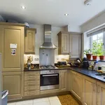 Rent 3 bedroom flat in Wealden