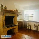 Rent 6 bedroom house of 420 m² in Rome