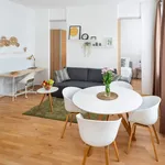 Rent 1 bedroom apartment of 550 m² in Vienna