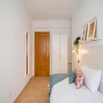 Rent a room of 598 m² in Madrid