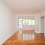 Rent 3 bedroom apartment of 119 m² in Lisbon