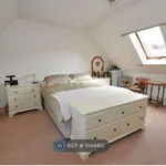 Detached house to rent in Woolton Lodge Gardens, Nr. Newbury RG20