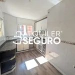 Rent 4 bedroom apartment of 109 m² in Manresa